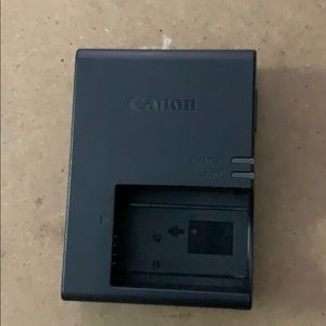 Canon camera battery charger